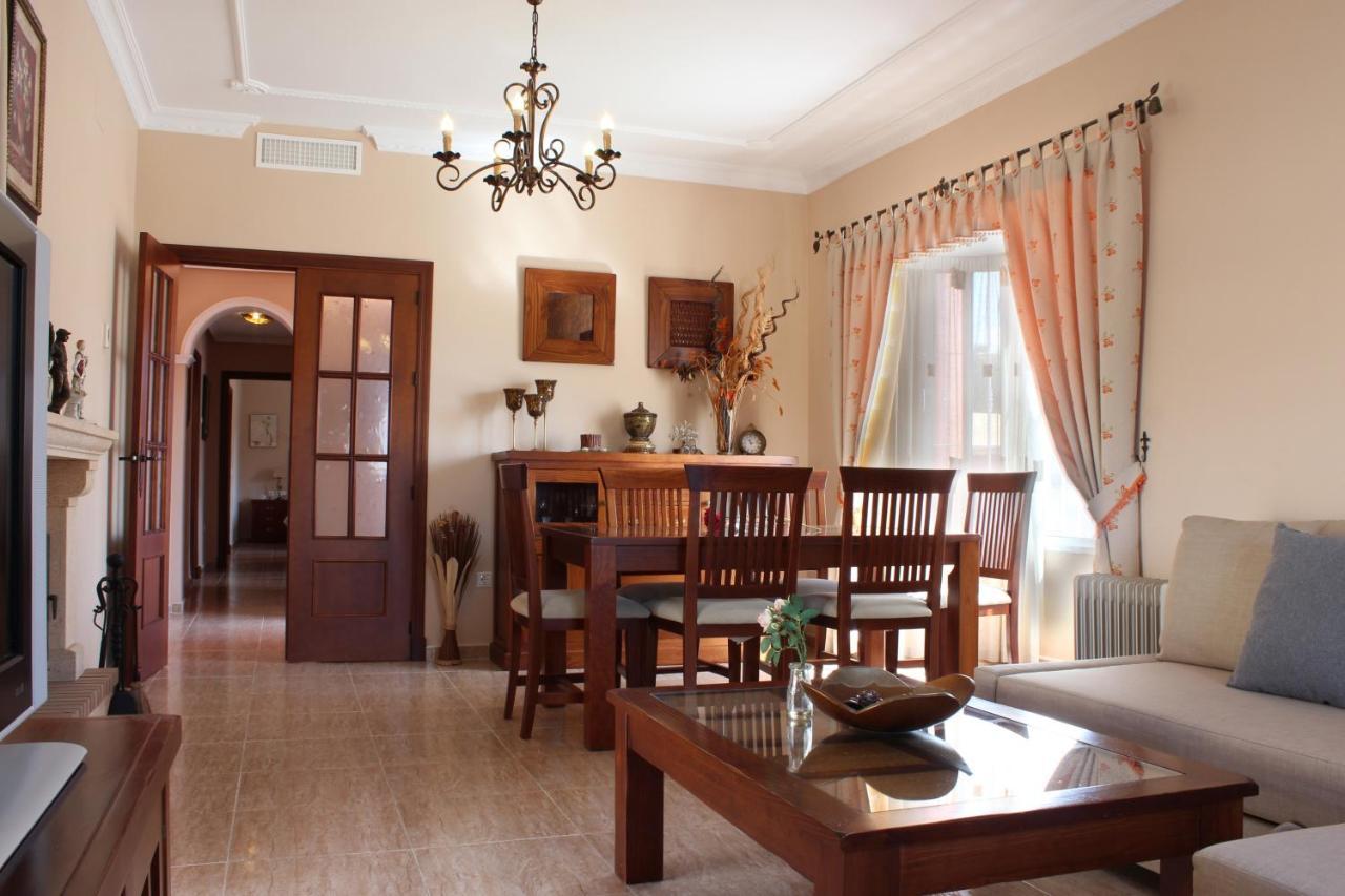 チクラナ・デ・ラ・フロンテーラ Chalet Marisma Con Piscina Privadaヴィラ エクステリア 写真