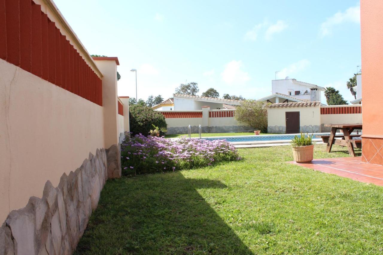 チクラナ・デ・ラ・フロンテーラ Chalet Marisma Con Piscina Privadaヴィラ エクステリア 写真