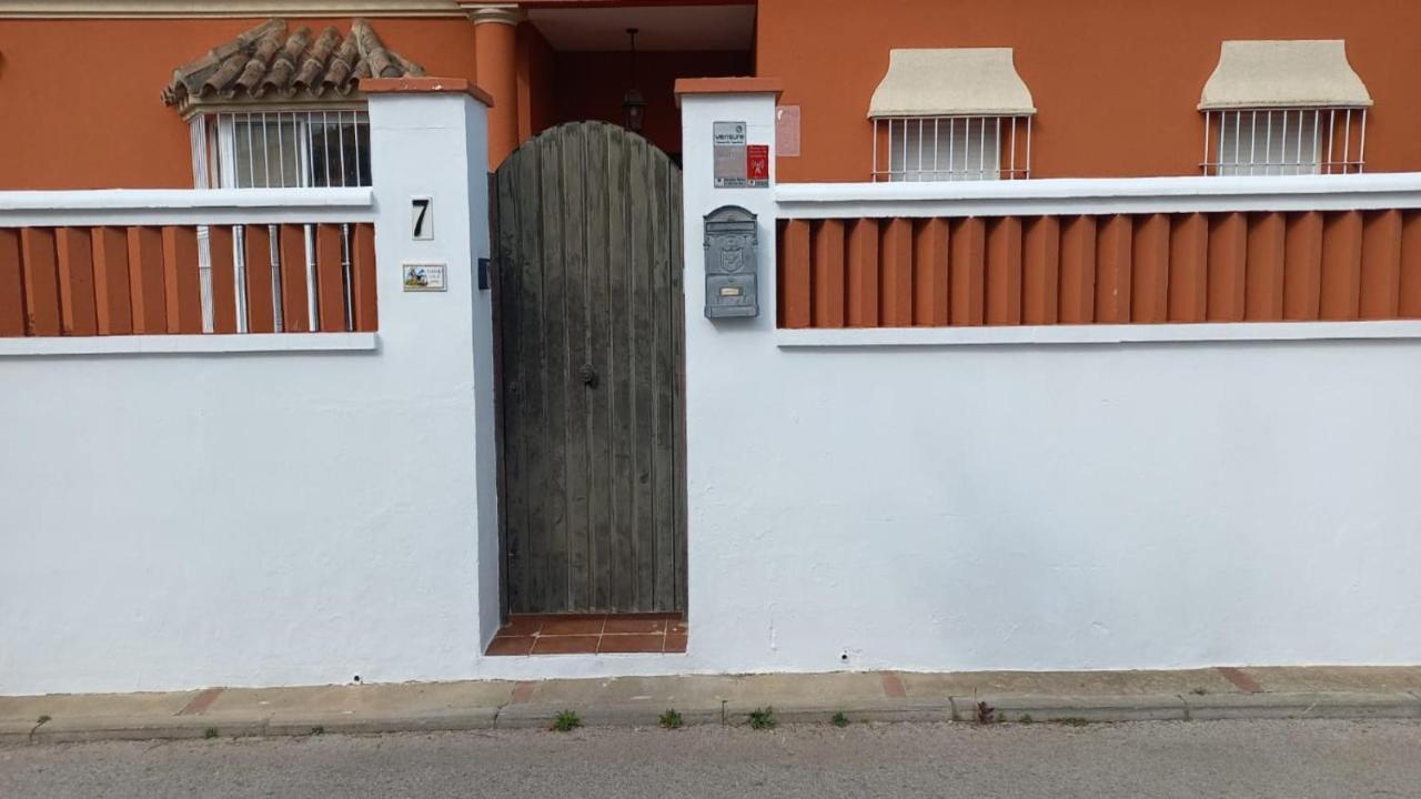 チクラナ・デ・ラ・フロンテーラ Chalet Marisma Con Piscina Privadaヴィラ エクステリア 写真